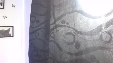 Snapshot of coupsextop chatting on 01/10/25, 07:35 Juli and Liam online show from 01/10/25, 07:35