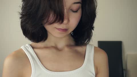 Yui online show from 01/29/25, 10:27