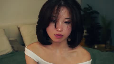 Yui online show from 01/31/25, 04:59