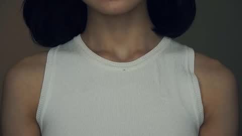 Yui online show from 02/18/25, 01:33