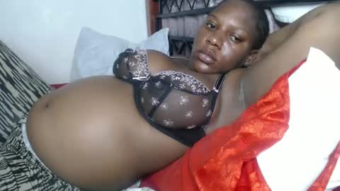 Erykah online show from 10/14/25, 06:31