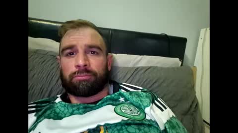 cozzyfella97 online show from 09/14/25, 10:09