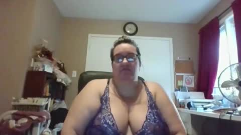 Craftgirl online show from 10/21/25, 02:18