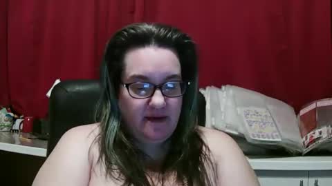 Craftgirl online show from 11/21/25, 03:33