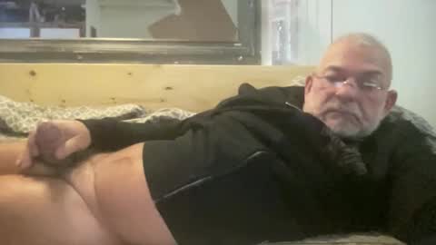 Snapshot of crapaud75018 chatting on 10/11/25, 06:45 crapaud75018 online show from 10/11/25, 06:45