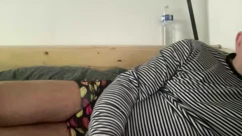 crapaud75018paris online show from 04/15/26, 12:01