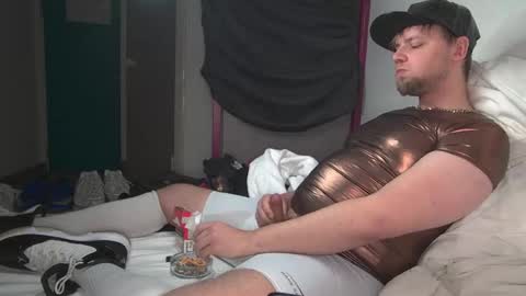 Snapshot of cravingboy chatting on 01/31/25, 04:59 robin online show from 01/31/25, 04:59