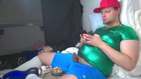 Snapshot of cravingboy chatting on 02/23/25, 06:45 robin online show from 02/23/25, 06:45