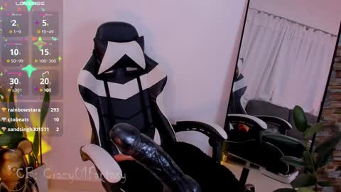 Laura  online show from 01/31/25, 07:29