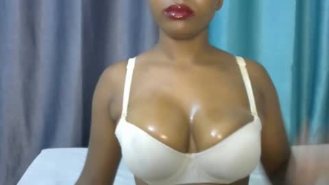 Snapshot of crazy_angela664 chatting on 05/16/26, 06:21 Angela online show from 05/16/26, 06:21