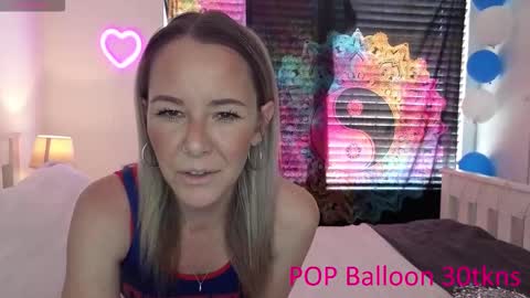 Stacy 2pm to 6pm mon-fri 3 CAT online show from 12/04/25, 11:52