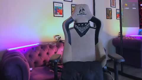    online show from 03/12/26, 03:40