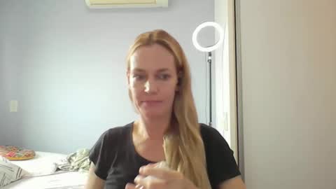 Anny online show from 03/06/26, 10:56