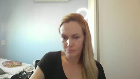 Anny online show from 03/24/26, 10:20