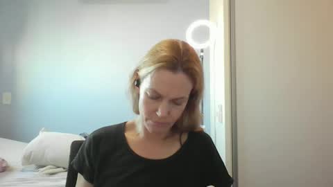 Anny online show from 04/15/26, 10:55