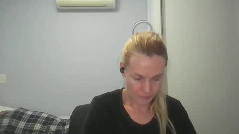 Anny online show from 05/11/26, 12:05