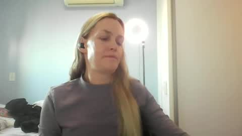 Anny online show from 06/29/26, 10:48
