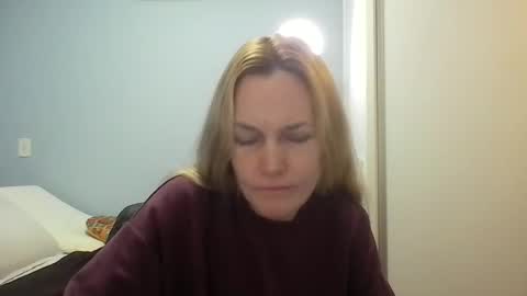 Anny online show from 07/08/26, 12:42
