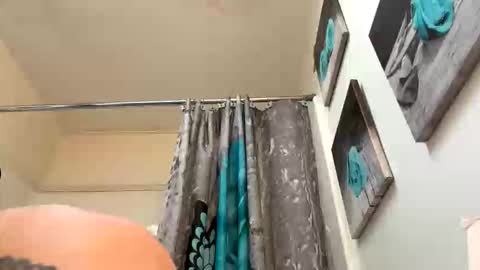 Snapshot of crazydill28 chatting on 11/03/25, 07:37 crazydill28 online show from 11/03/25, 07:37