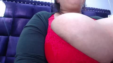 diosalinda online show from 09/19/25, 08:53