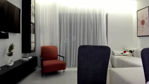 Patricia Lpez online show from 11/01/25, 08:33