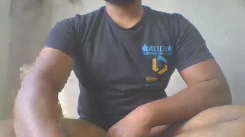 crazzy_booy online show from 10/12/25, 03:16