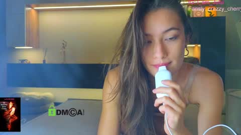 Snapshot of crazzy_cherry chatting on 09/09/25, 10:48 crazzy cherry online show from 09/09/25, 10:48