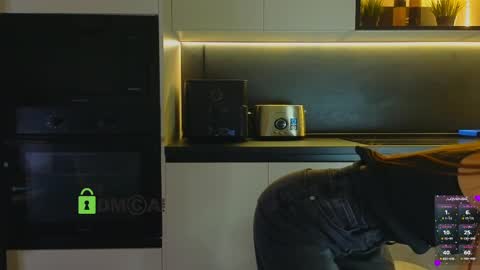 crazzy cherry online show from 04/06/26, 11:00