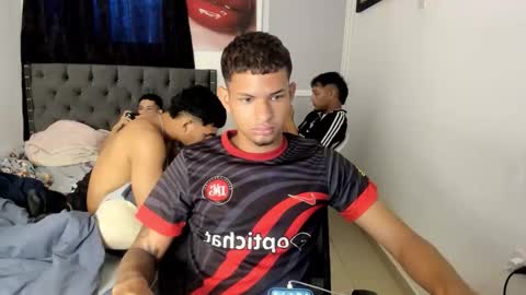 crazzy_master1 online show from 04/15/26, 10:32