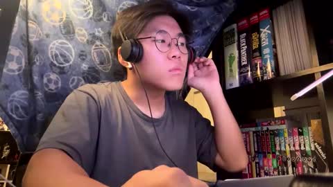 cream_lantern online show from 10/21/25, 08:04