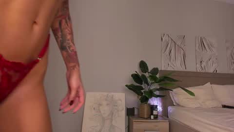 ALEXA AND WALLY online show from 09/09/25, 05:12