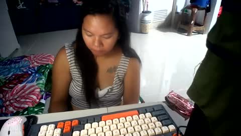 Snapshot of creamy_cunt4uxx chatting on 07/17/26, 05:18 my pussy always wet online show from 07/17/26, 05:18