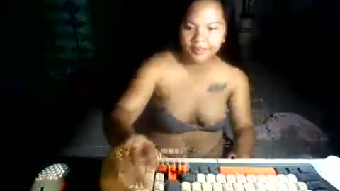 Snapshot of creamy_cunt4uxx chatting on 07/18/26, 05:22 my pussy always wet online show from 07/18/26, 05:22