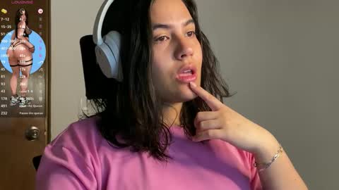 Snapshot of creamy_zamy chatting on 12/14/25, 03:12 Your Indie Cream Dream online show from 12/14/25, 03:12