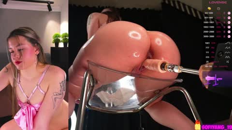 Snapshot of creamybabyy chatting on 01/26/25, 06:07 Hiya We are Any Kim Sofi and Nika Enjoy online show from 01/26/25, 06:07