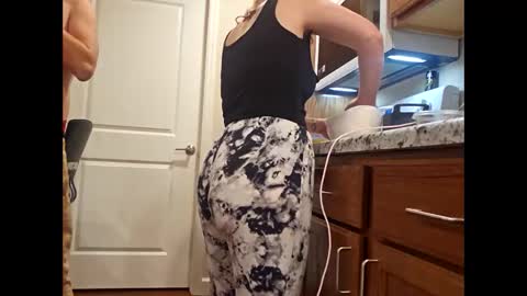 creamymilf11 online show from 12/02/25, 07:03