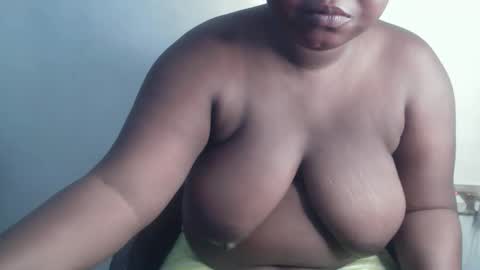 Snapshot of creamyposh1 chatting on 01/07/26, 05:15 creamyposh1 online show from 01/07/26, 05:15