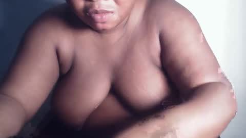 creamyposh1 online show from 02/20/26, 06:41