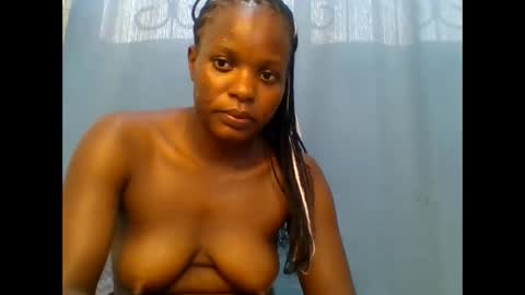 Snapshot of creamypussy15 chatting on 05/05/26, 12:35 MARY online show from 05/05/26, 12:35