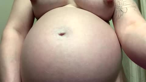 Snapshot of creative_k chatting on 02/09/26, 05:00 Breed me daddy online show from 02/09/26, 05:00