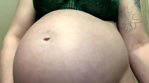 Snapshot of creative_k chatting on 02/09/26, 06:12 Breed me daddy online show from 02/09/26, 06:12