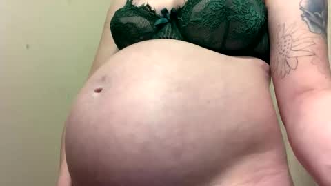 Snapshot of creative_k chatting on 02/23/26, 02:25 Breed me daddy online show from 02/23/26, 02:25