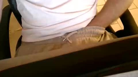 creator8871 online show from 10/04/25, 09:07