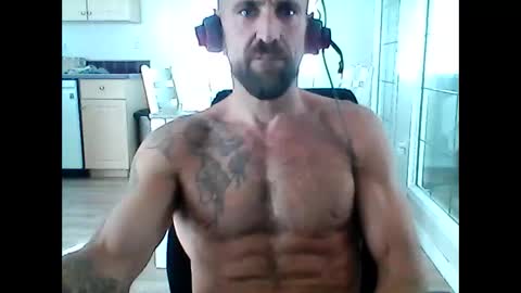 creatureofbeauty online show from 09/17/25, 04:08