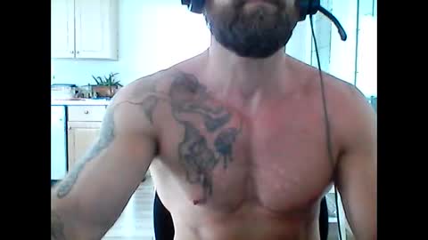 creatureofbeauty online show from 04/22/26, 03:13