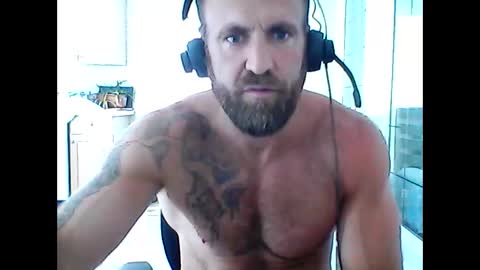 creatureofbeauty online show from 05/18/26, 06:25