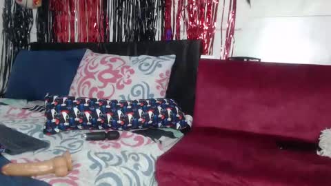 Frank and Nathy  online show from 12/21/24, 09:33