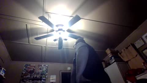 The hopeless romantic online show from 12/25/24, 07:35