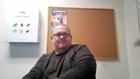 The hopeless romantic online show from 02/23/25, 06:28