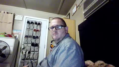 The hopeless romantic online show from 10/02/25, 07:26